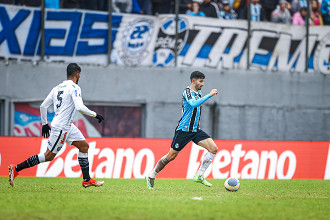 Villasanti recebeu importante valorização salarial em 2024. (Foto: Lucas Uebel / Grêmio FBPA)