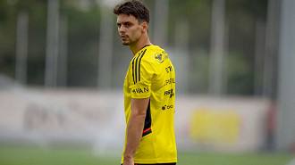 Rodrigo Caio está próximo de ser reforço do Grêmio. (Foto: Flamengo / Divulgação)