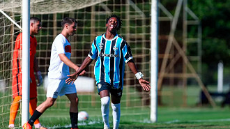 Gabriel Mec desperta interesse do Chelsea. (Foto: Renan Jardim / Grêmio FBPA)